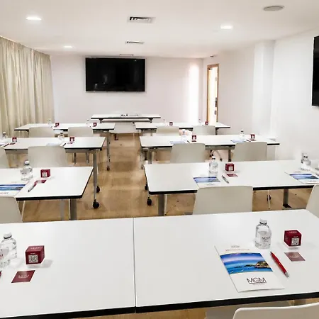 Hotel Grand Muthu Golf Plaza & 5*