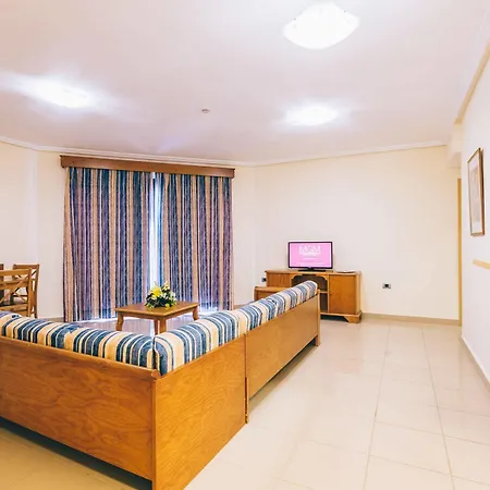 מלון Grand Muthu Golf Plaza & סן מיגל דה אבונה