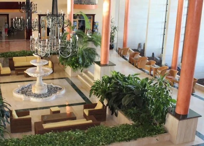 Grand Muthu Golf Plaza & Ξενοδοχείο