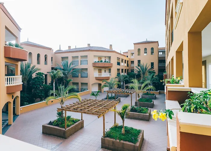 Grand Muthu Golf Plaza & Σαν Μιγκέλ ντε Αμπόνα