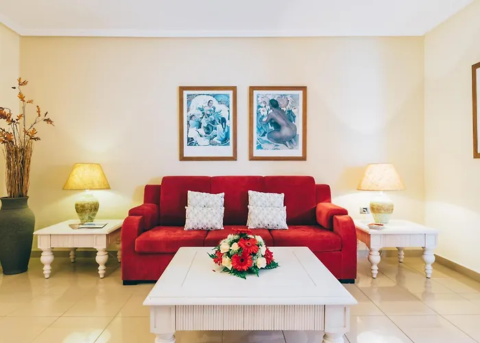 Grand Muthu Golf Plaza & Σαν Μιγκέλ ντε Αμπόνα