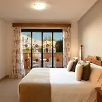 Grand Muthu Golf Plaza & Hotel 5*