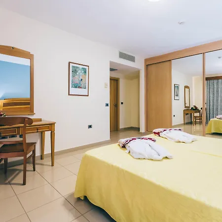 Otel Grand Muthu Golf Plaza &